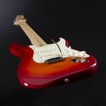 Fender American Elite Ash Stratocaster MN ACB Aged Cherry Burst купить