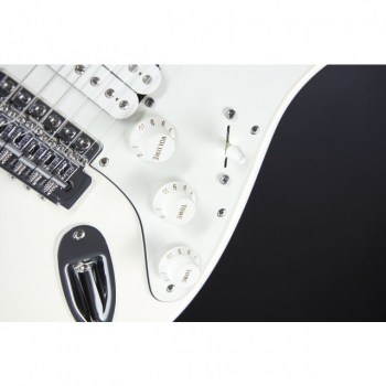 Fender Standard Stratocaster HSS MN Arctic White купить