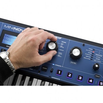 Novation MiniNova Synthesizer / Vocoder купить