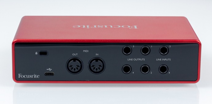 Звуковая карта focusrite scarlett 4i4