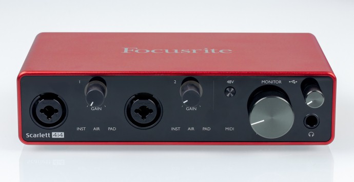 Звуковая карта focusrite scarlett 4i4