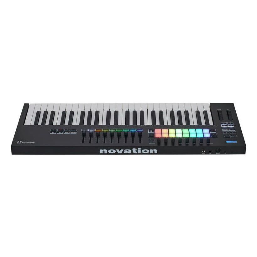 Novation launchkey 49. Novation Launchkey 49 mk3. Midi клавиатура 49. Novation Launchkey 49 mk3 Midi Keyboard Controller. Novation Keyboard display.