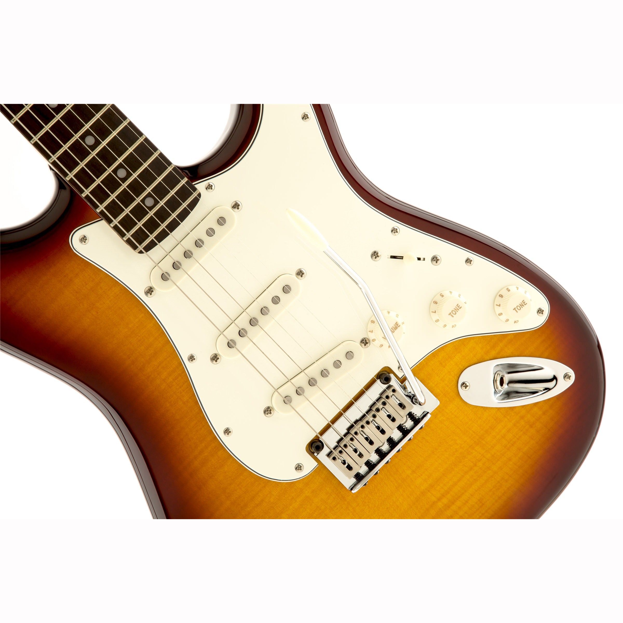 Squier strat. Электрогитара Fender Squier. Гитара Squier by Fender. Стратокастер Fender Squier. Электрогитара Fender Stratocaster.